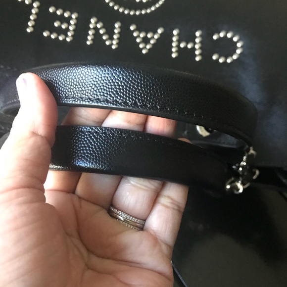 Chanel tote ***SOLD*** - Picture 5 of 8